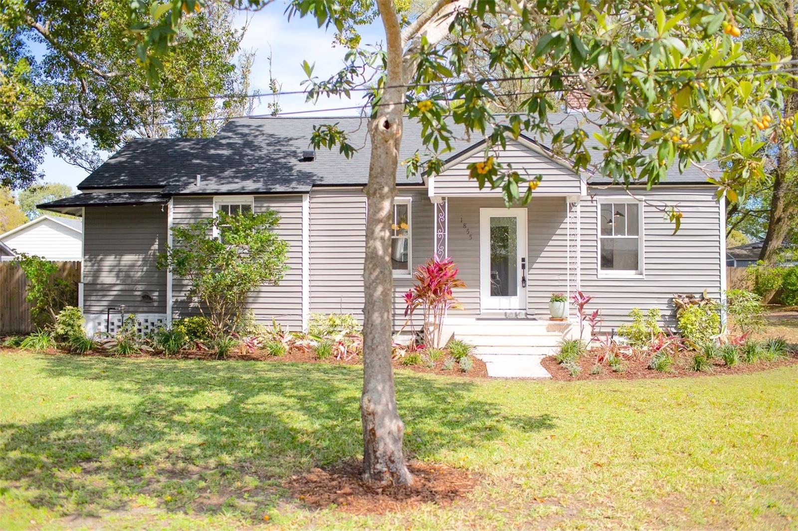 1855 Cloverlawn Ave Property Photo