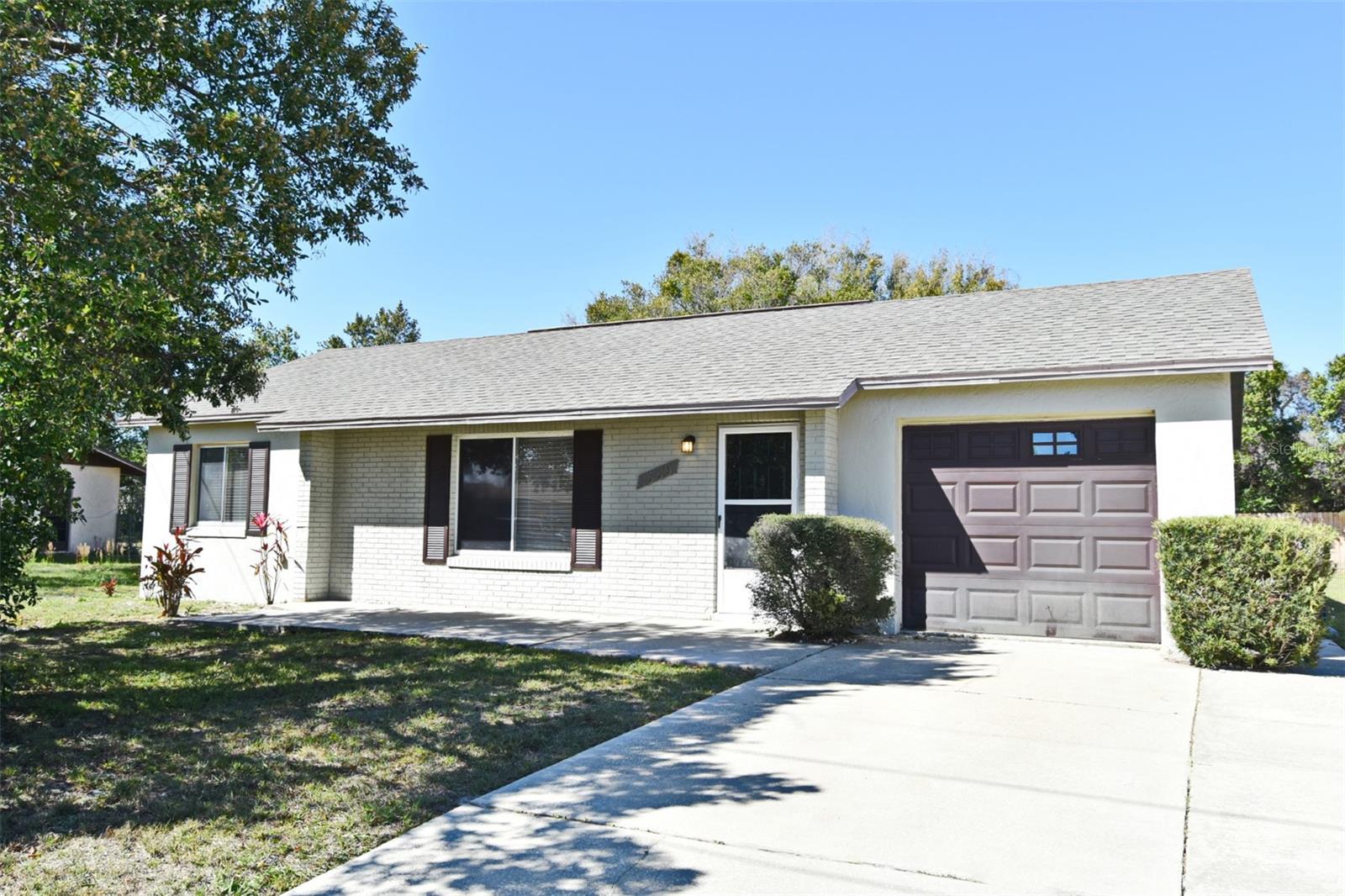 1389 Rural Hall St Property Photo