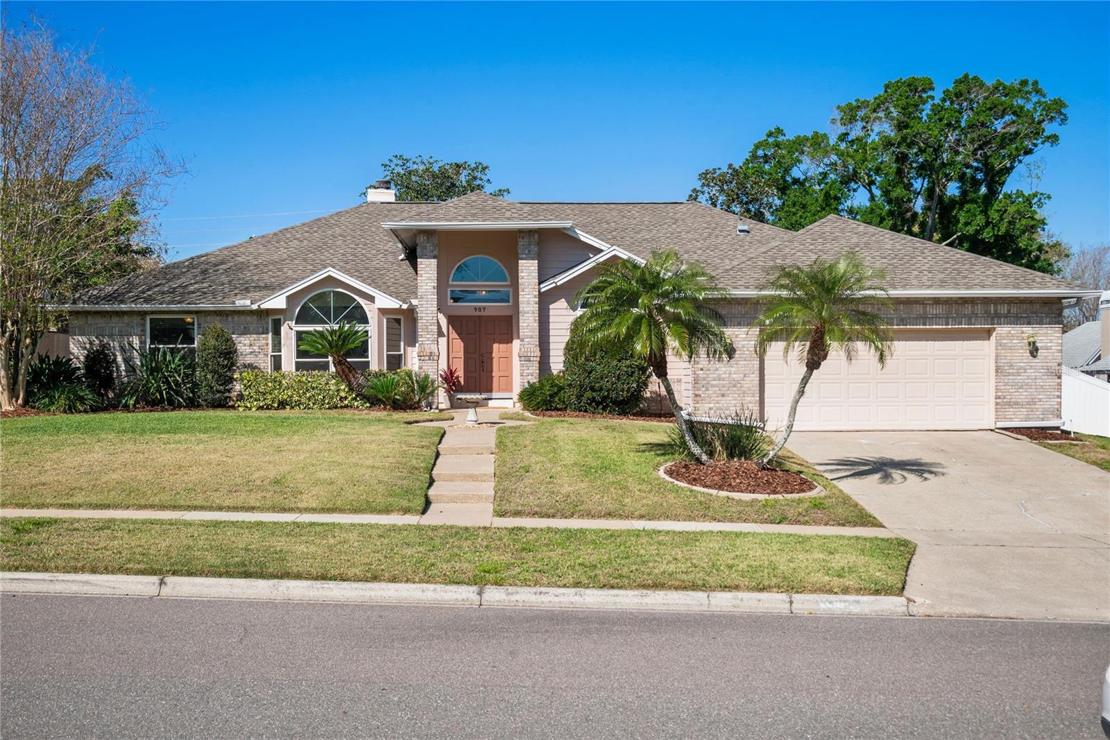 907 Almond Tree Cir Property Photo