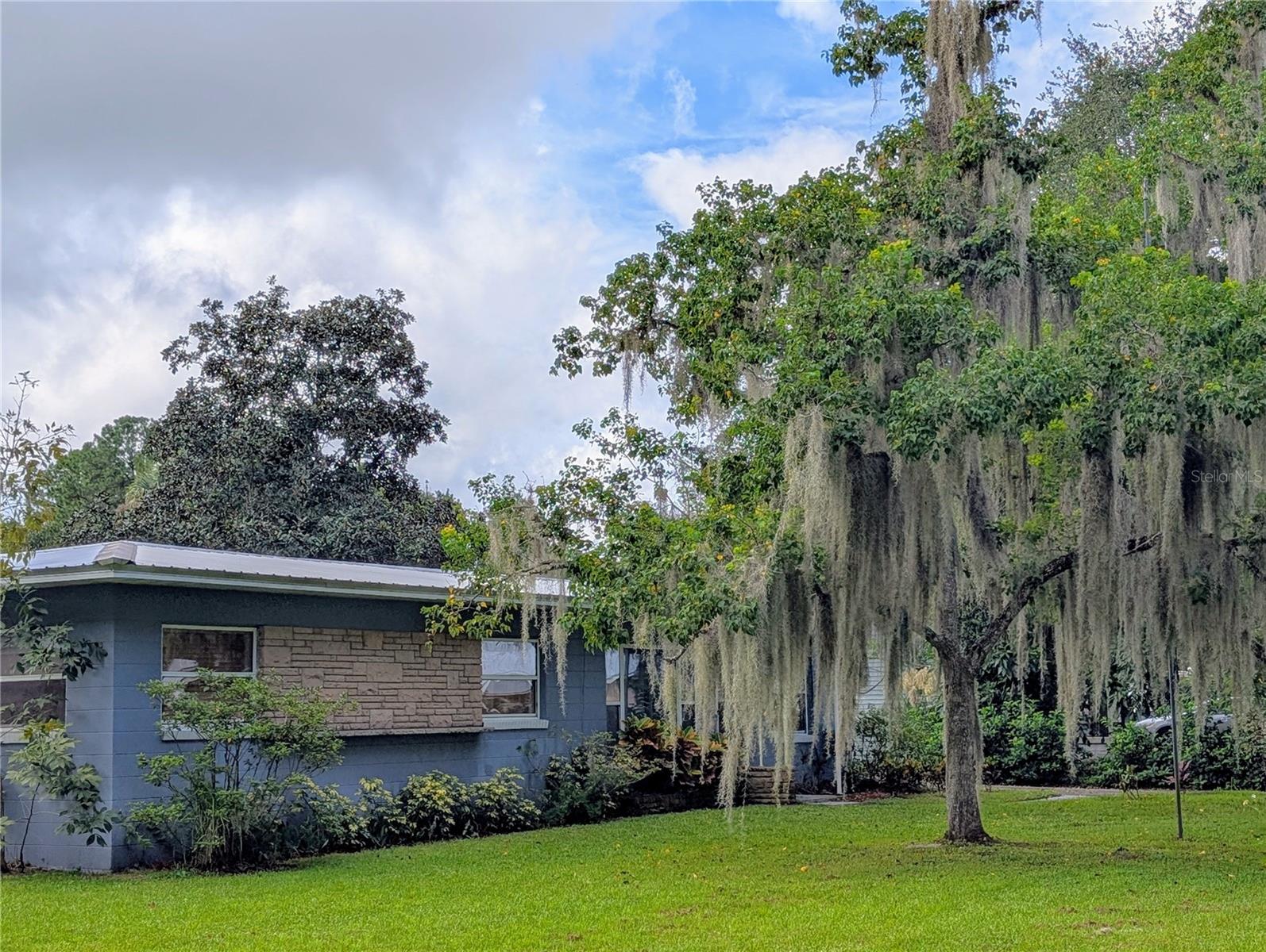 32189 Real Estate Listings Main Image