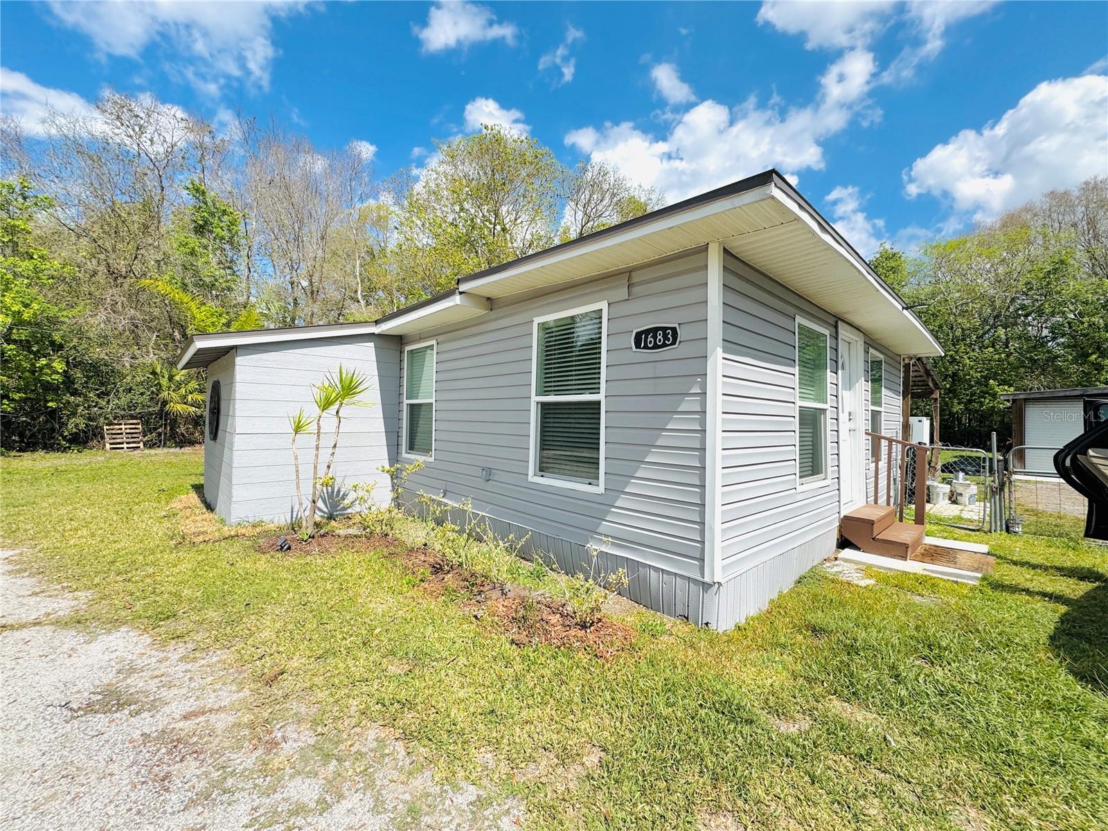 1683 Fricke Ave Property Photo