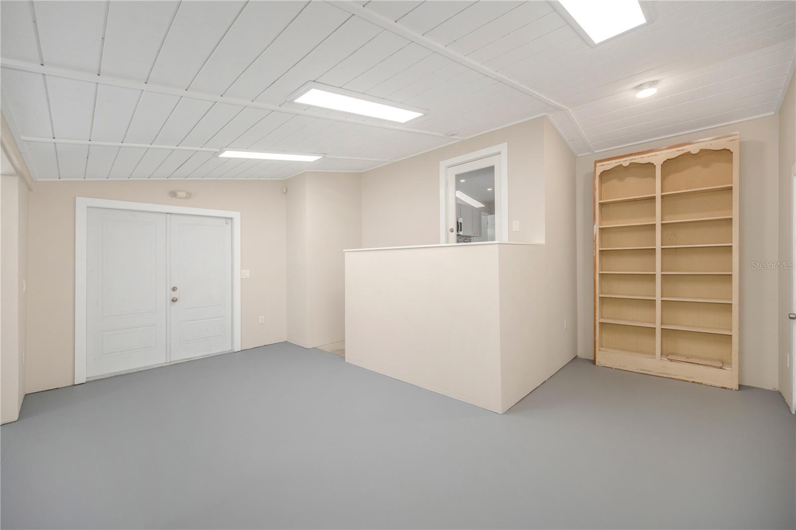 636 N Rio Grande Ave Property Photo 17