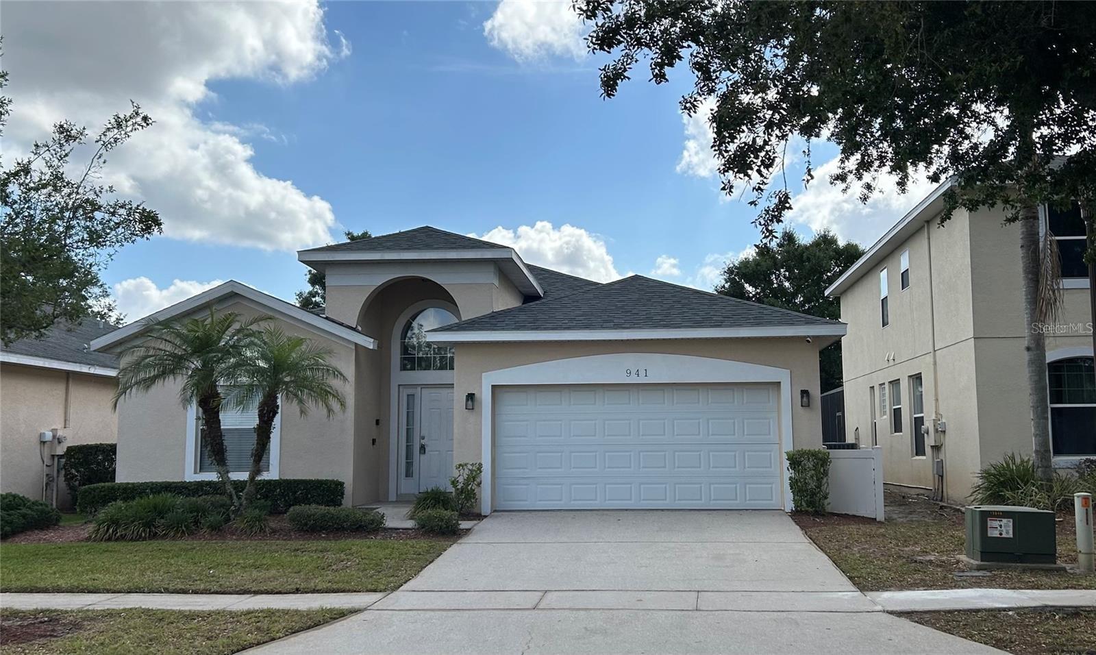 941 Emerald Green Ct Property Photo