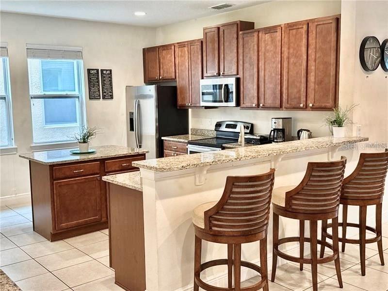 7609 Brookhurst Ln Property Photo 6