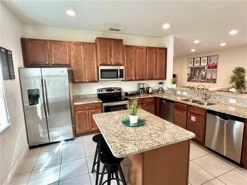 7609 Brookhurst Ln Property Photo 7