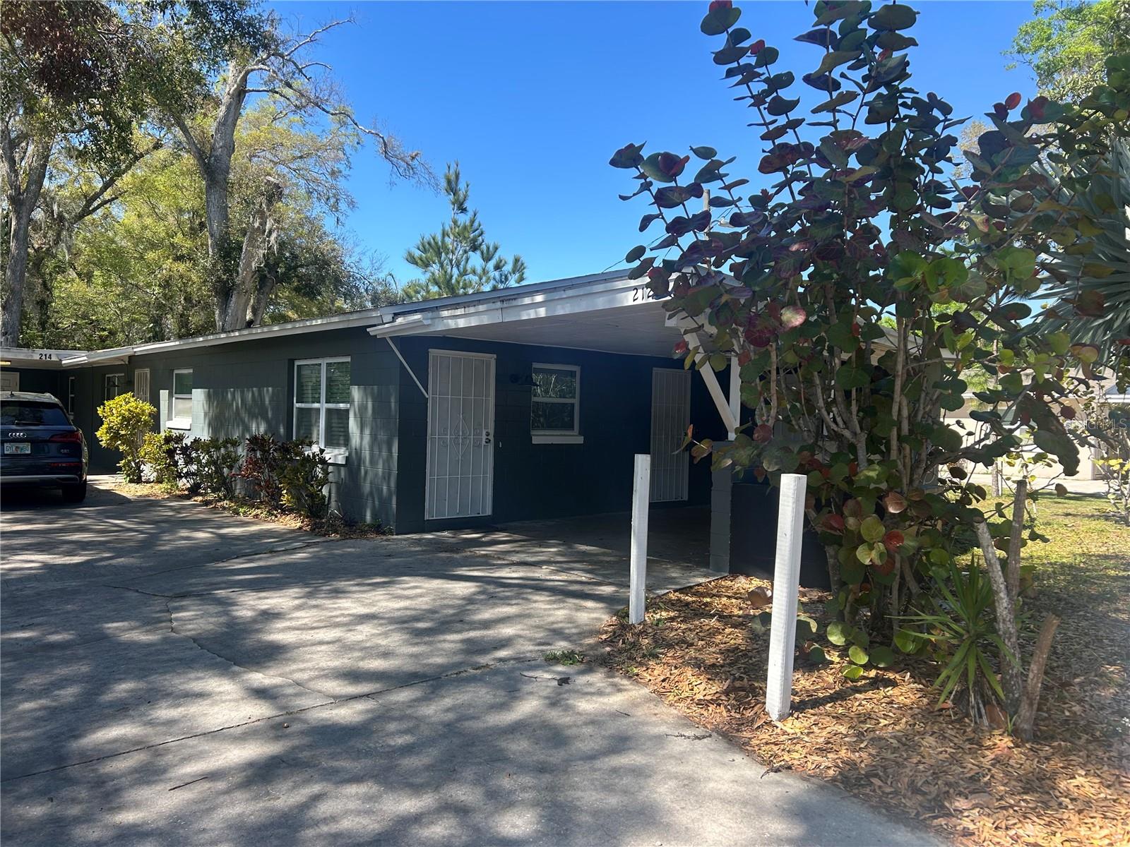 212 N Cypress Way Property Photo