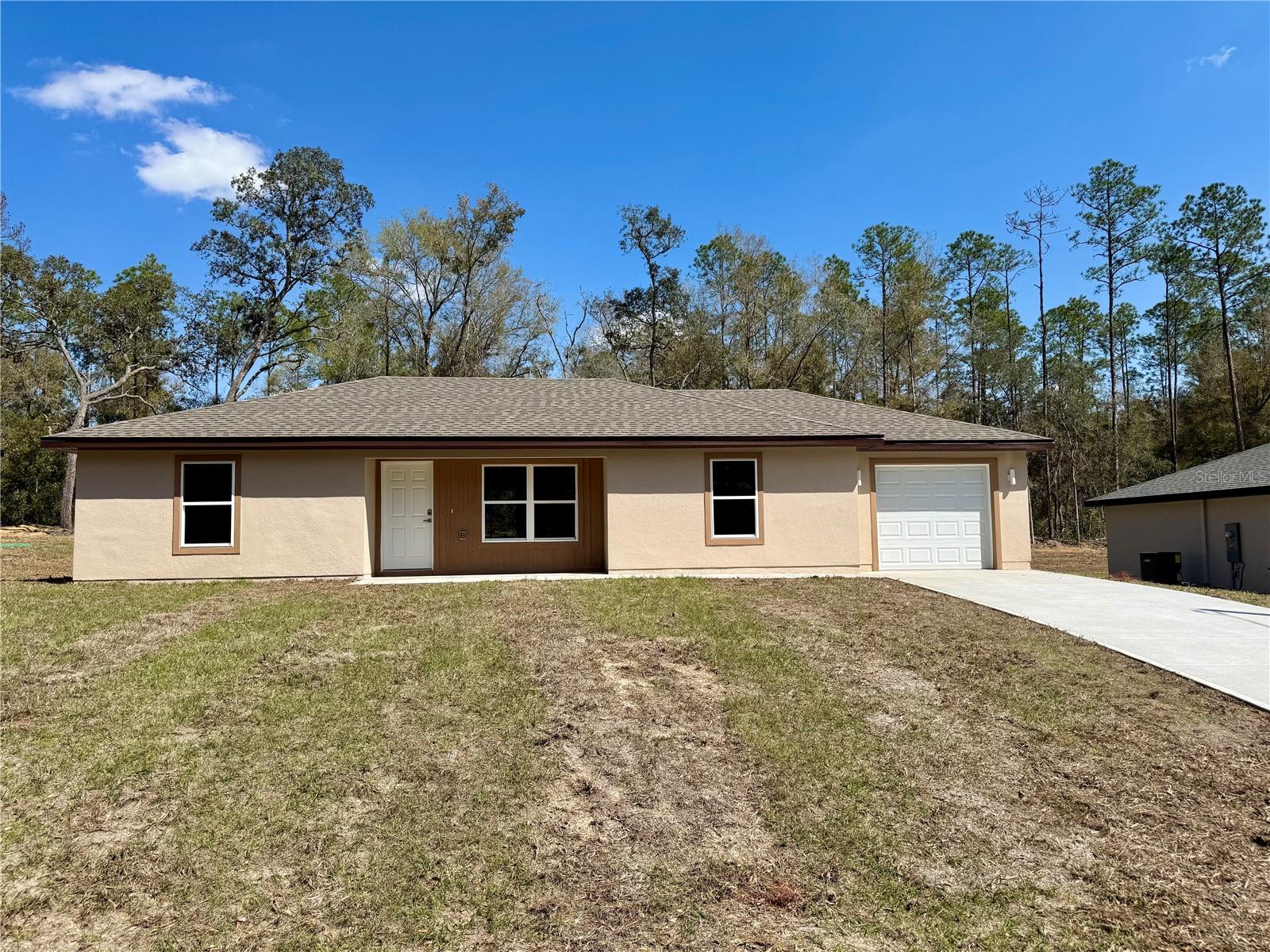 8601 N Stern Way Property Photo