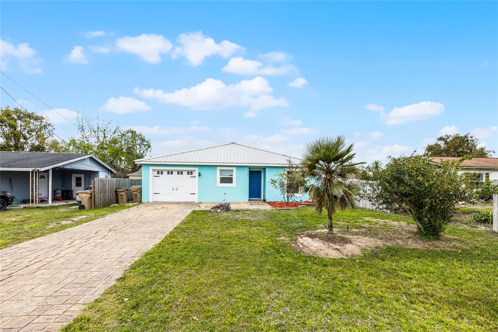 19624 E Umatilla Blvd Property Photo