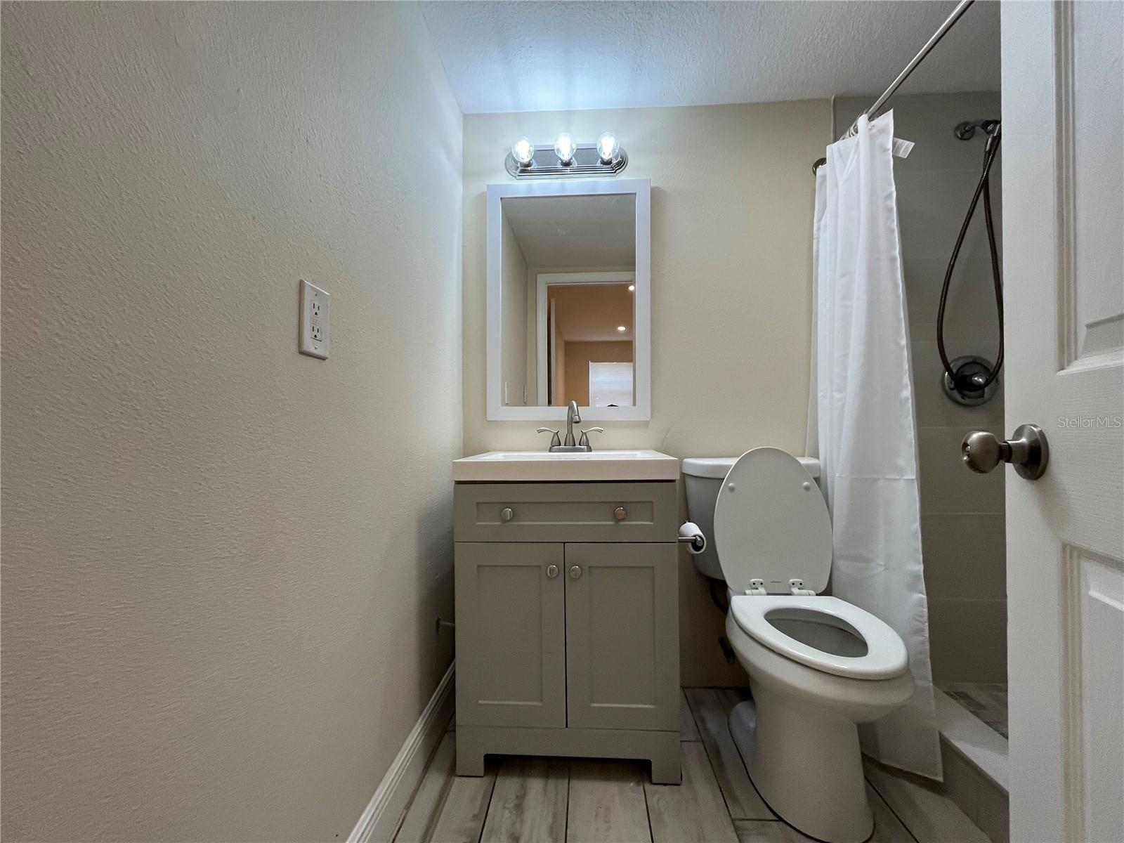 810 8th St Property Photo 14
