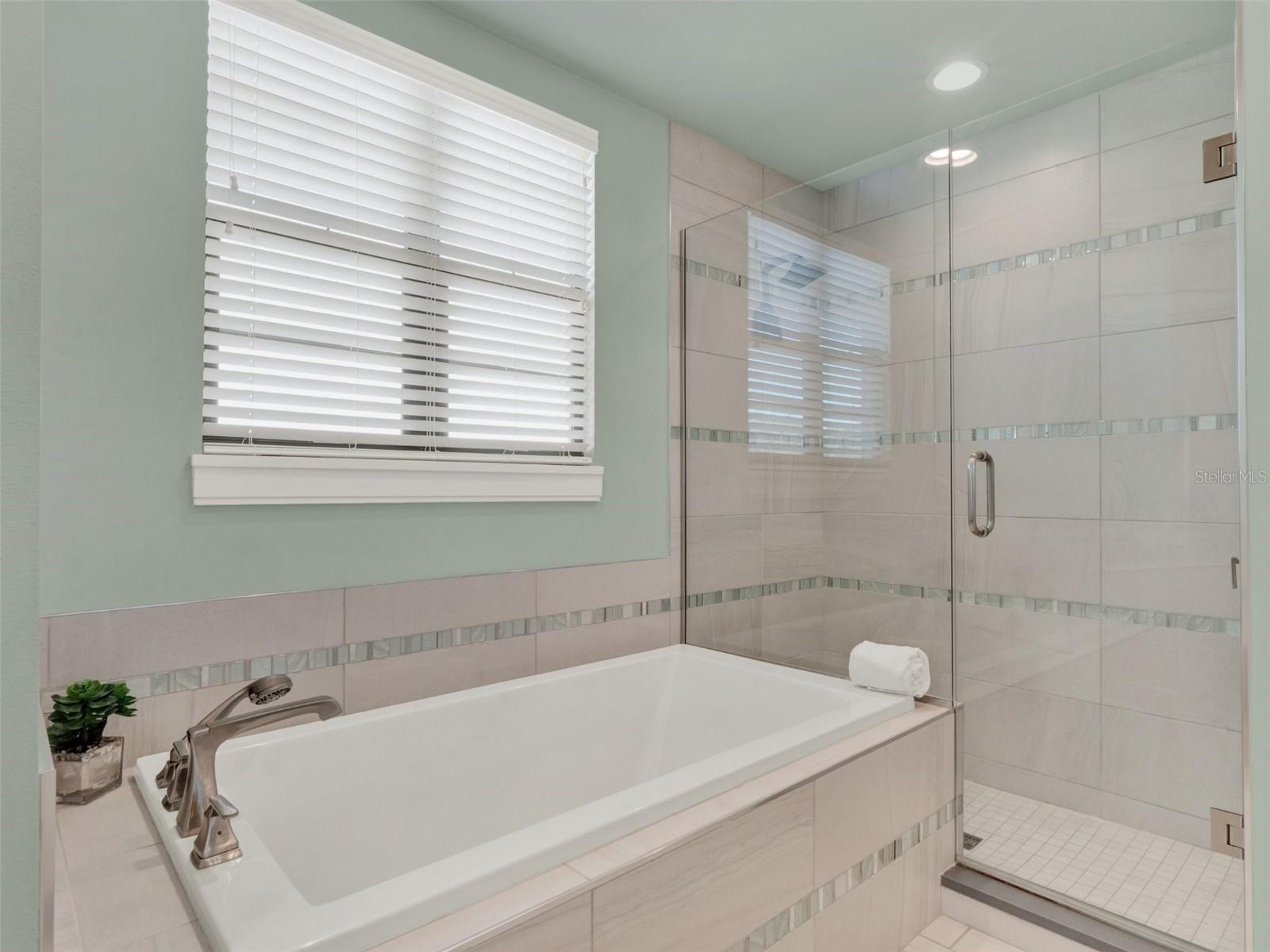 1281 Grand Traverse Pkwy Property Photo 35