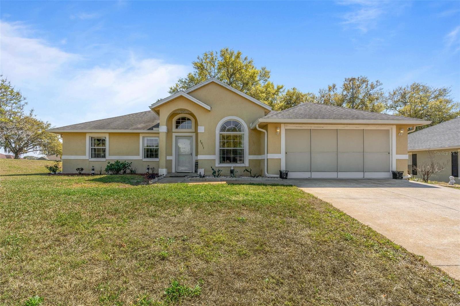 2011 Oakbend Dr Property Photo