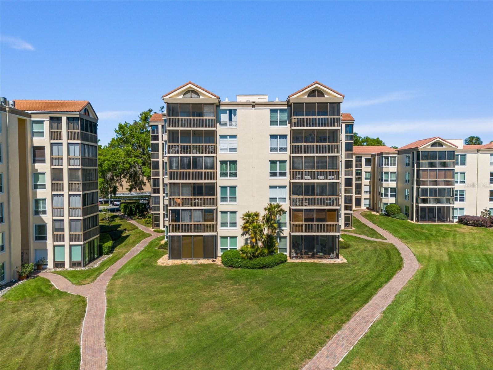 204 Quayside Cir #501 Property Photo