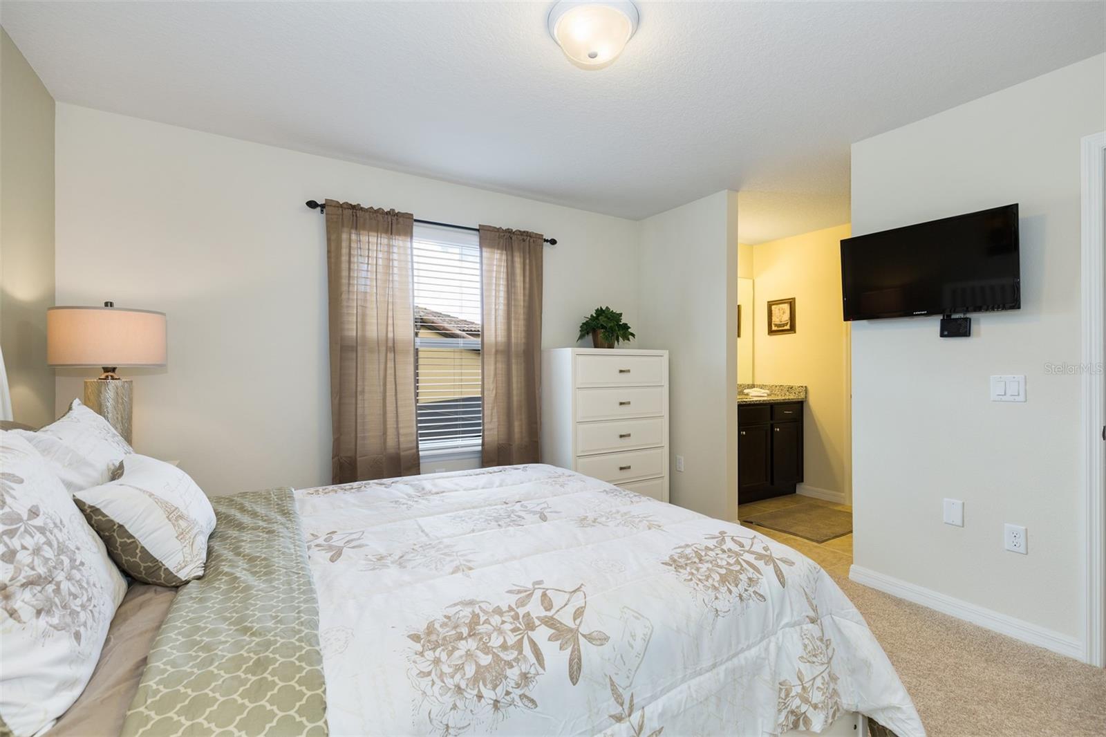 8801 Rhodes St Property Photo 13