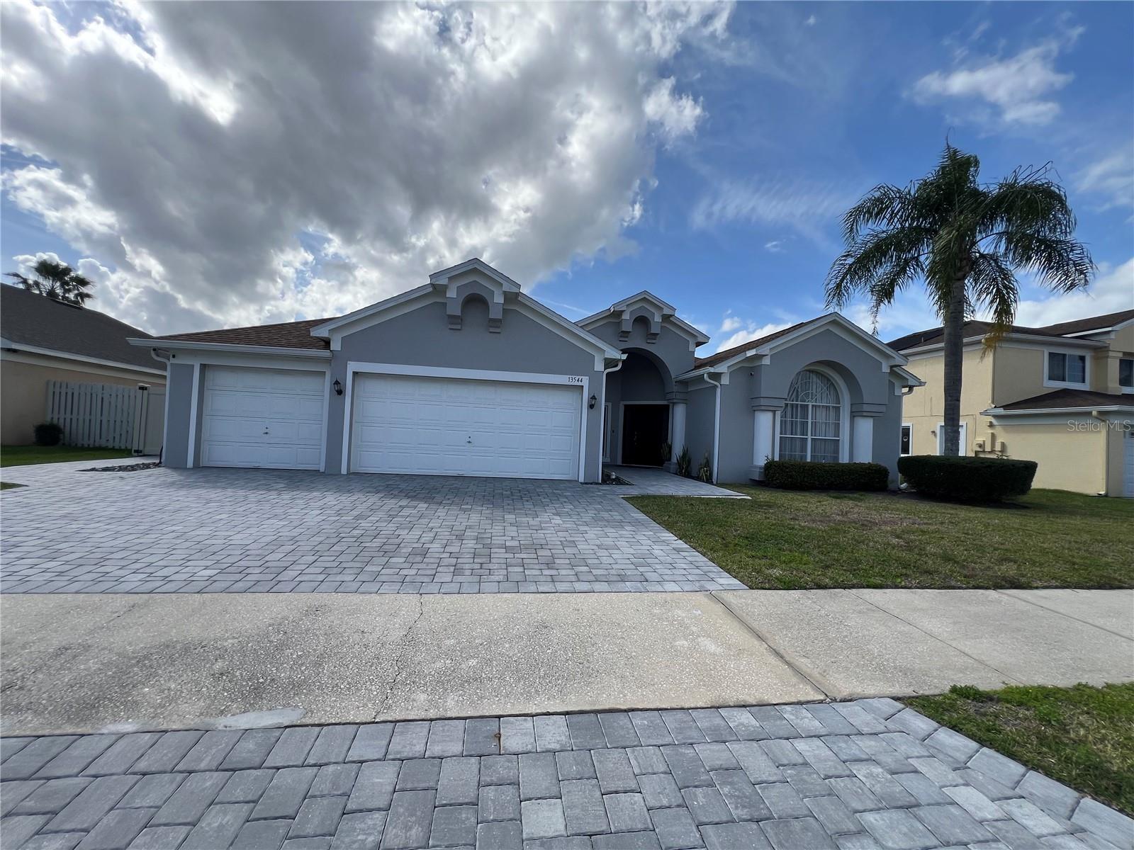 13544 Buckhorn Run Ct Property Photo
