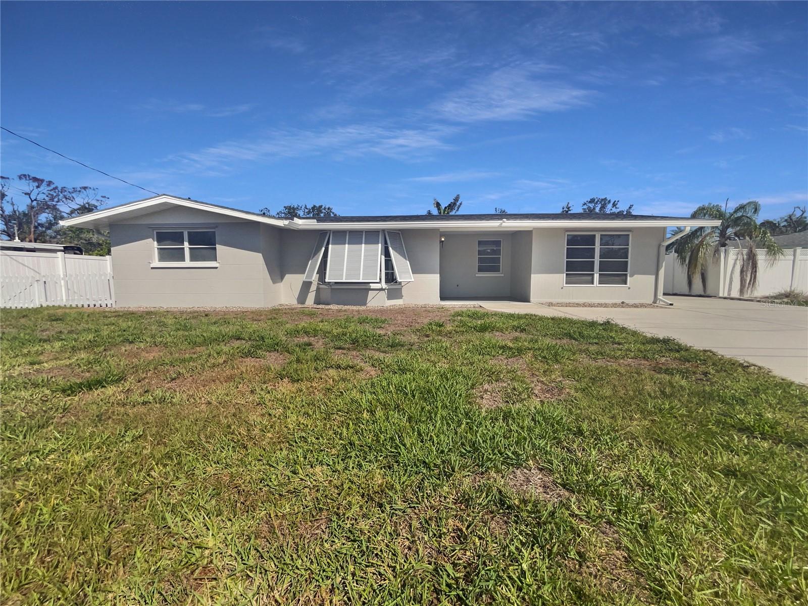 1540 David Pl Property Photo 1