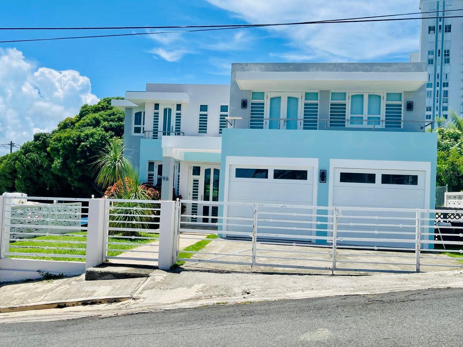 96 Julio Flores St Property Photo