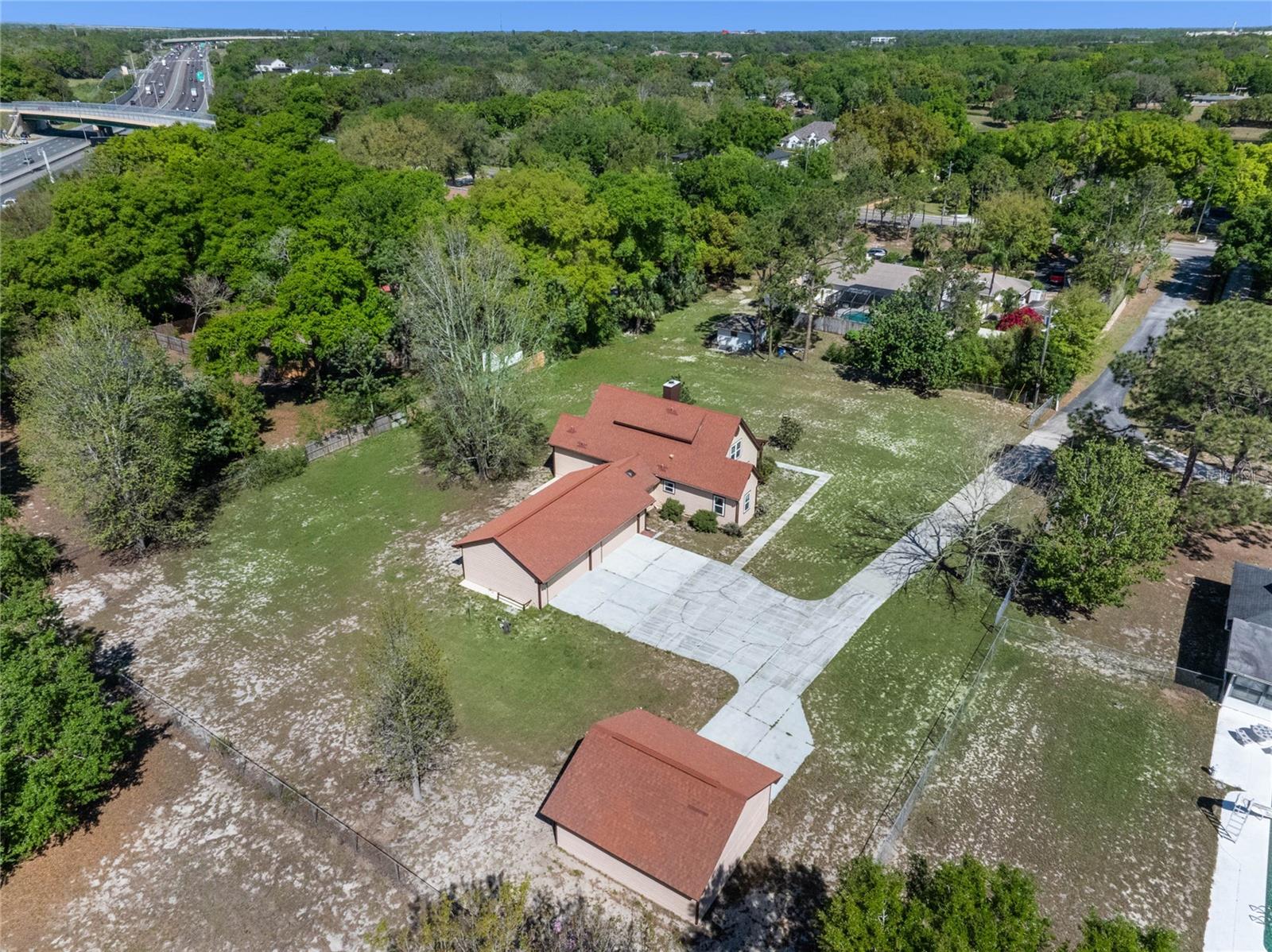 9272 Gotha Rd Property Photo