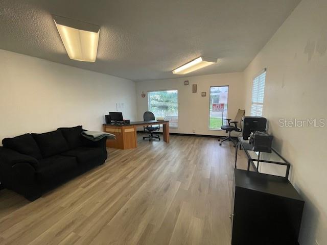 1212 S Highland Ave Property Photo 3