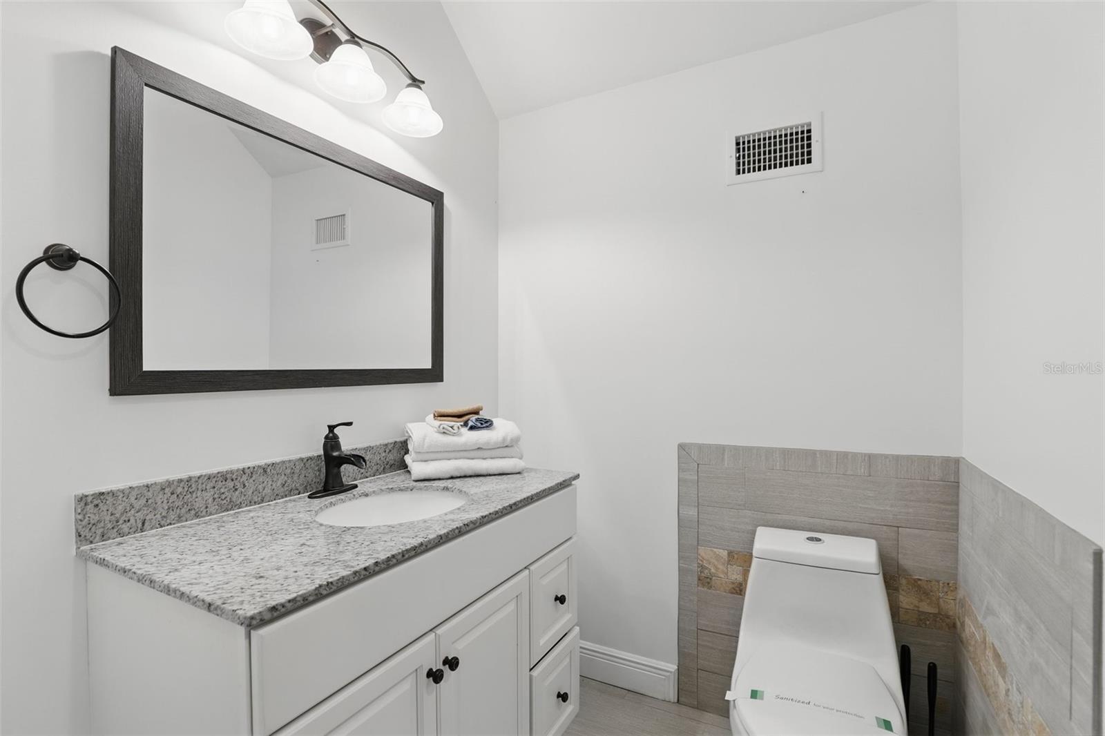106 Victoria St Property Photo 35