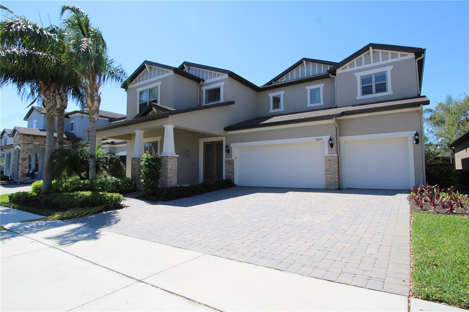 9520 Royal Estates Blvd Property Photo