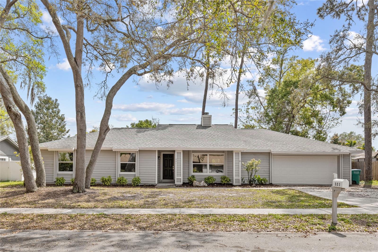 321 Ferdinand Dr Property Photo