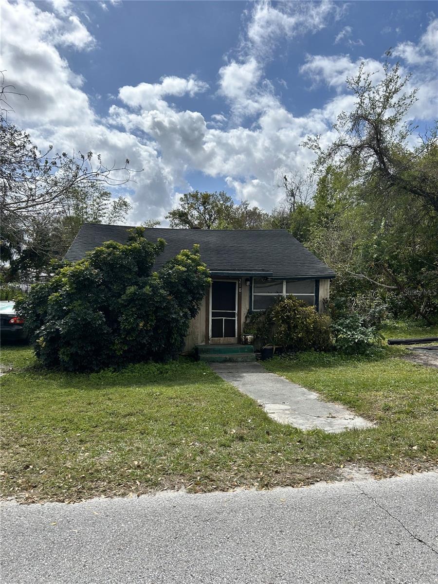 218 Franklin St Property Photo