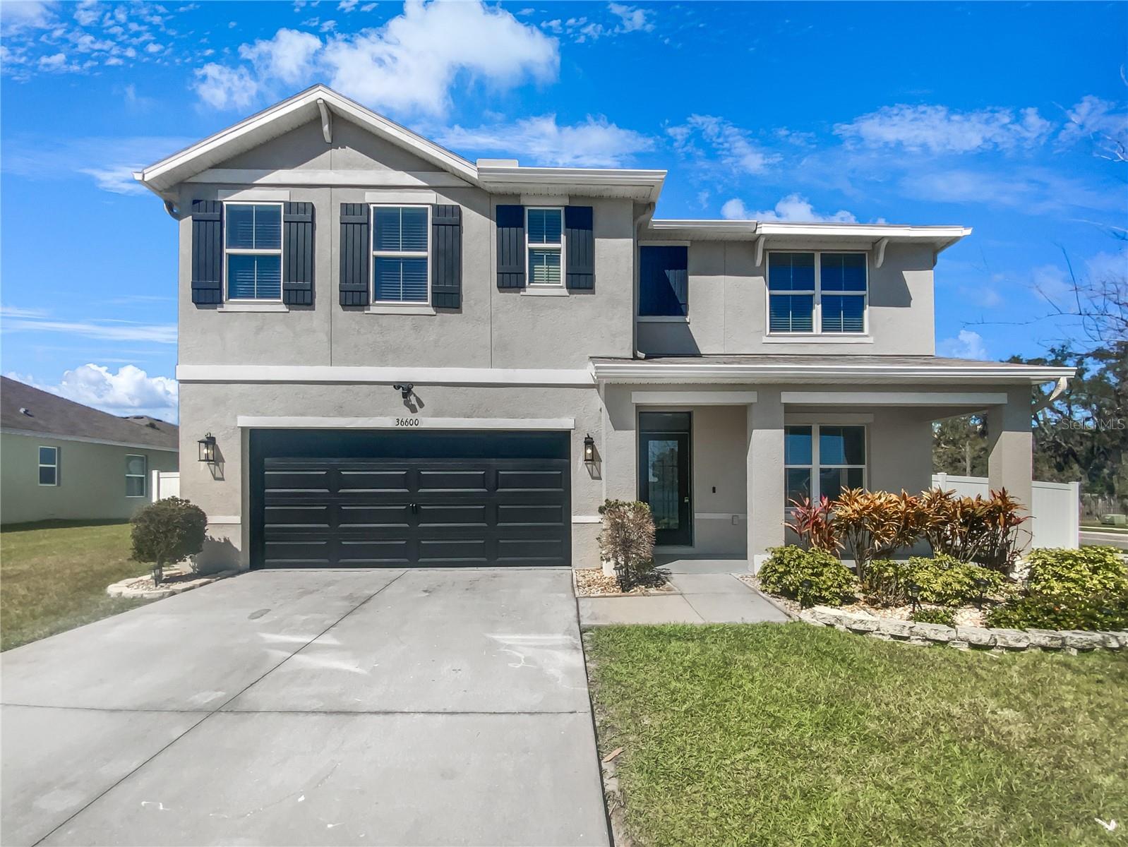 36600 Goffaux Loop Property Photo 1
