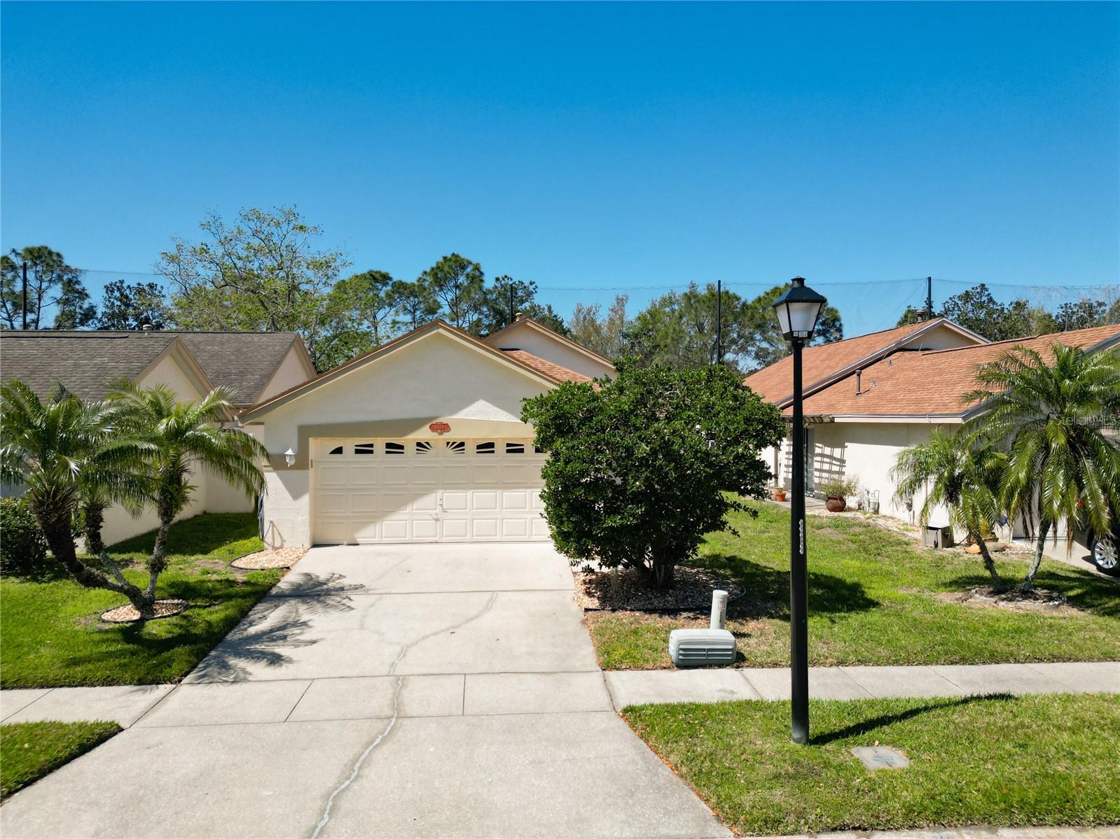 11624 Peach Grove Ln Property Photo