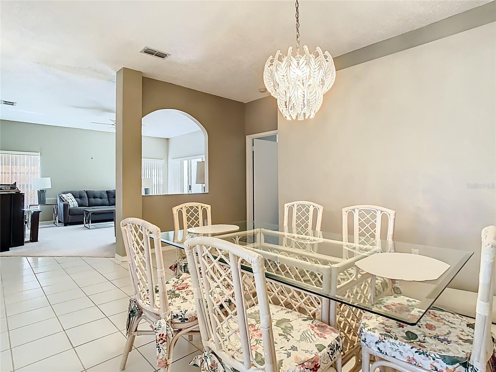 11624 Peach Grove Ln Property Photo 12