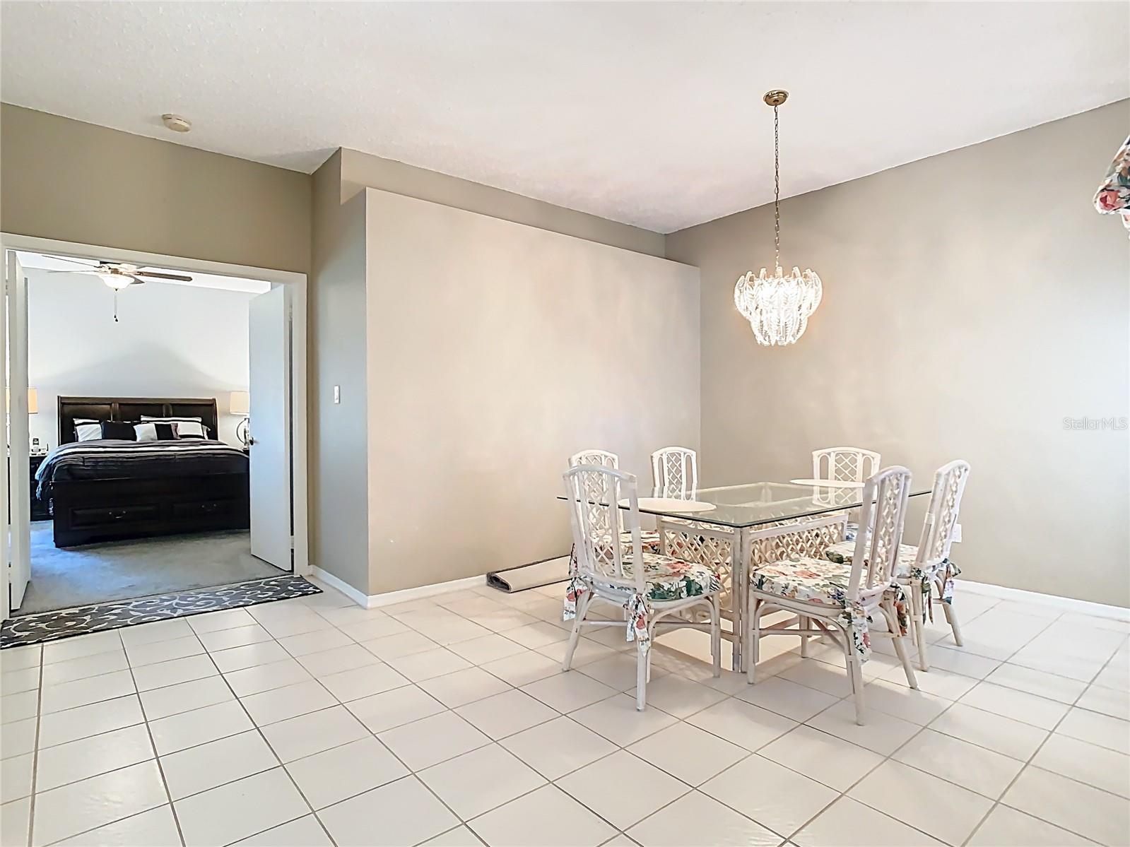 11624 Peach Grove Ln Property Photo 13