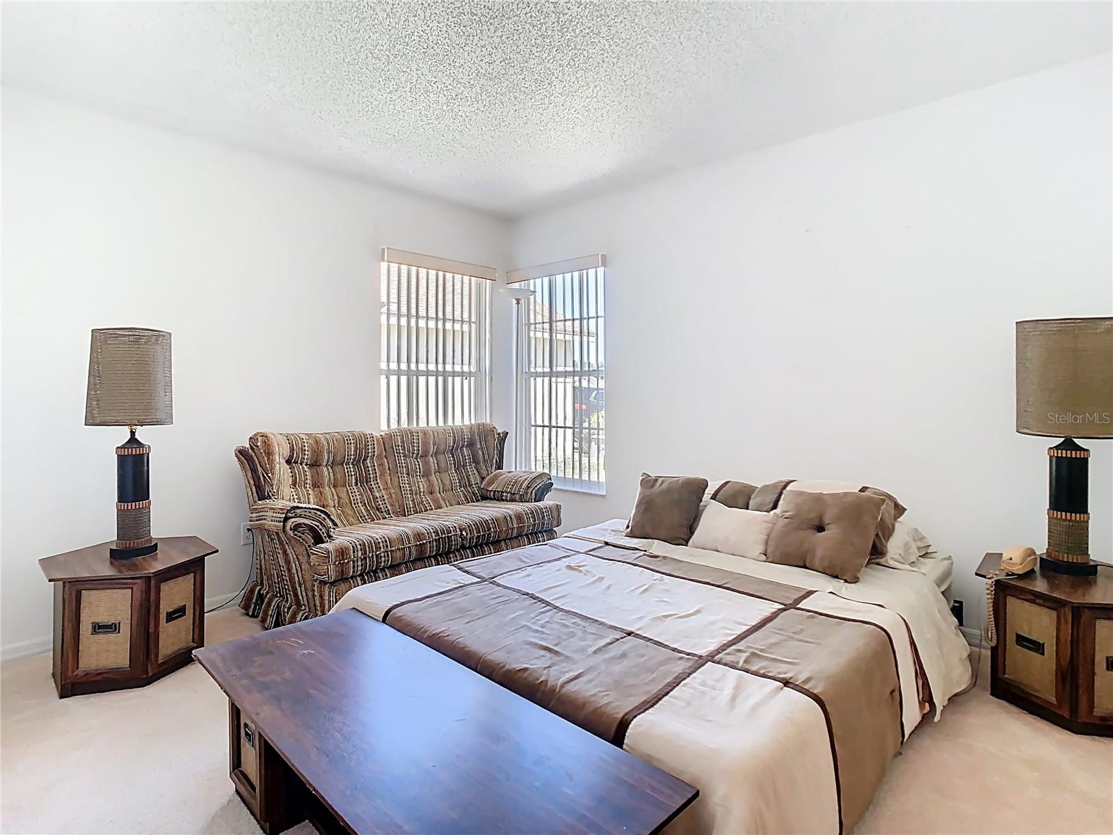 11624 Peach Grove Ln Property Photo 33
