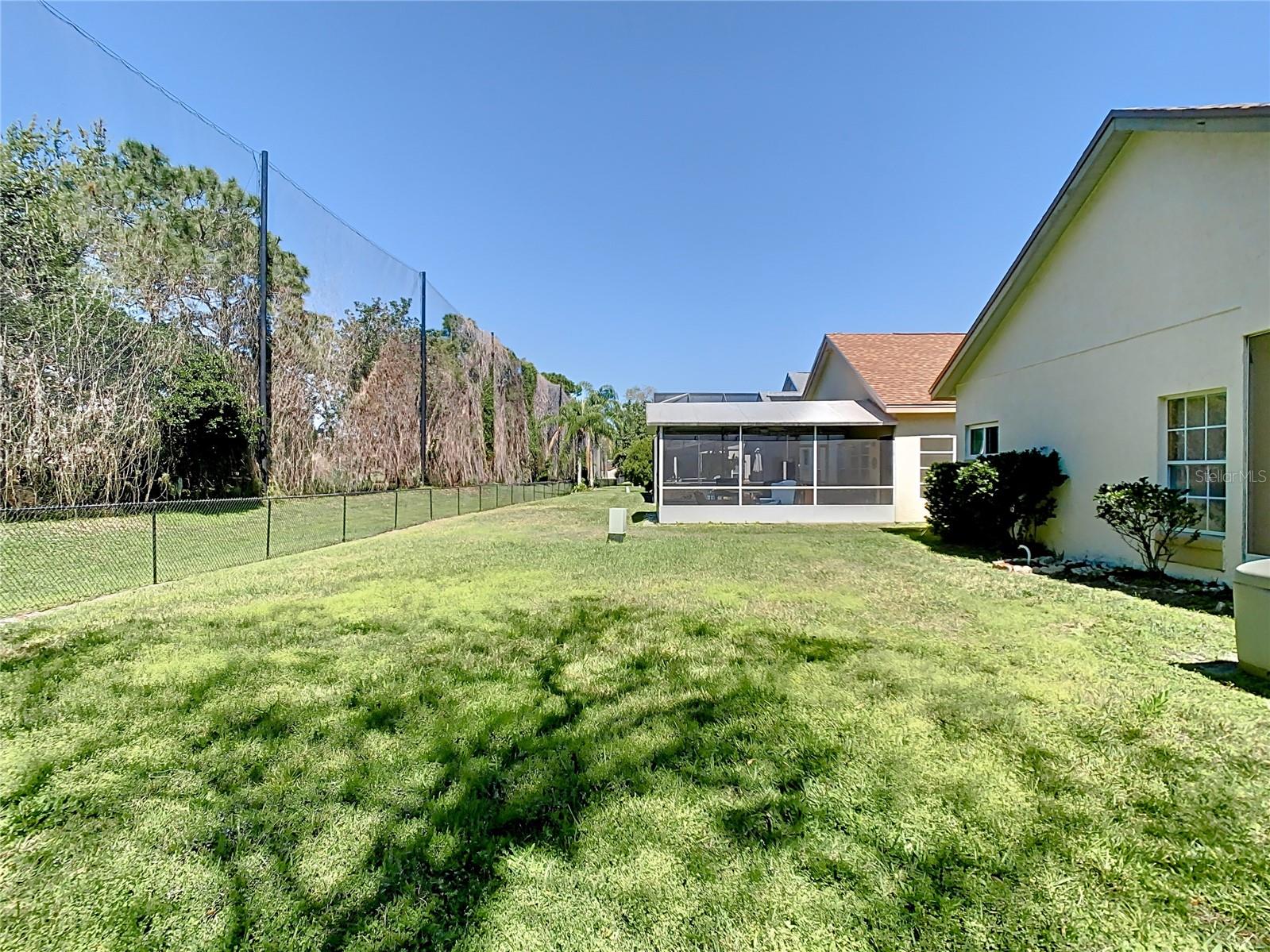 11624 Peach Grove Ln Property Photo 49