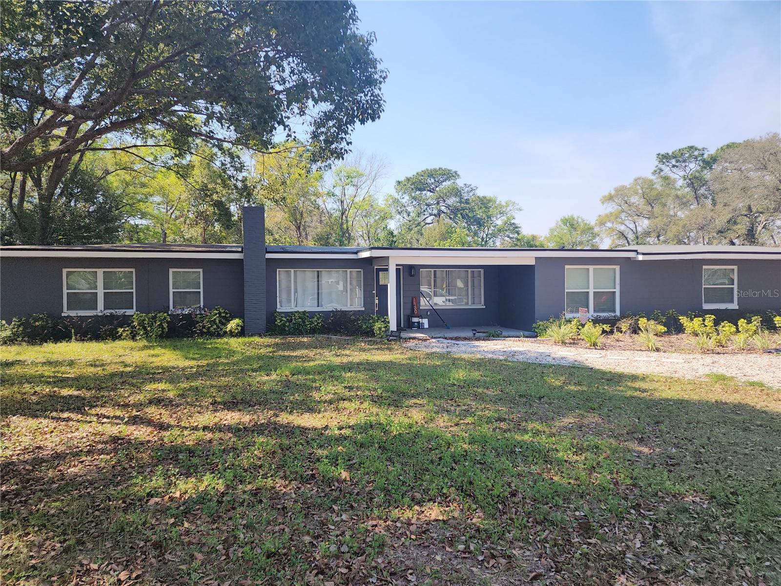 1130 W Lake Brantley Rd Property Photo