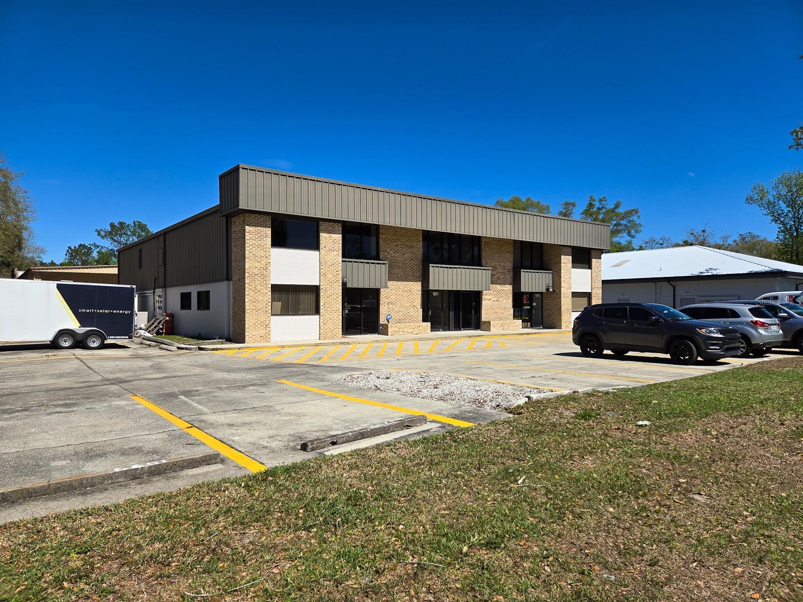 1969 Corporate Sq Property Photo 2