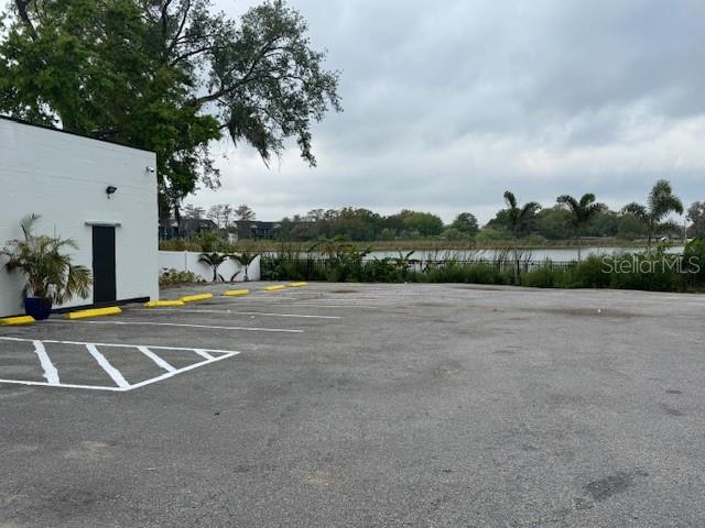 4862 S Orange Blossom Trail Property Photo 4