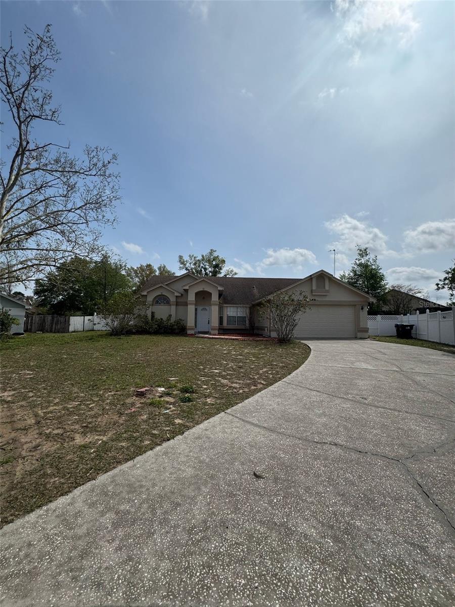 Pinewood Elem Real Estate Listings Main Image