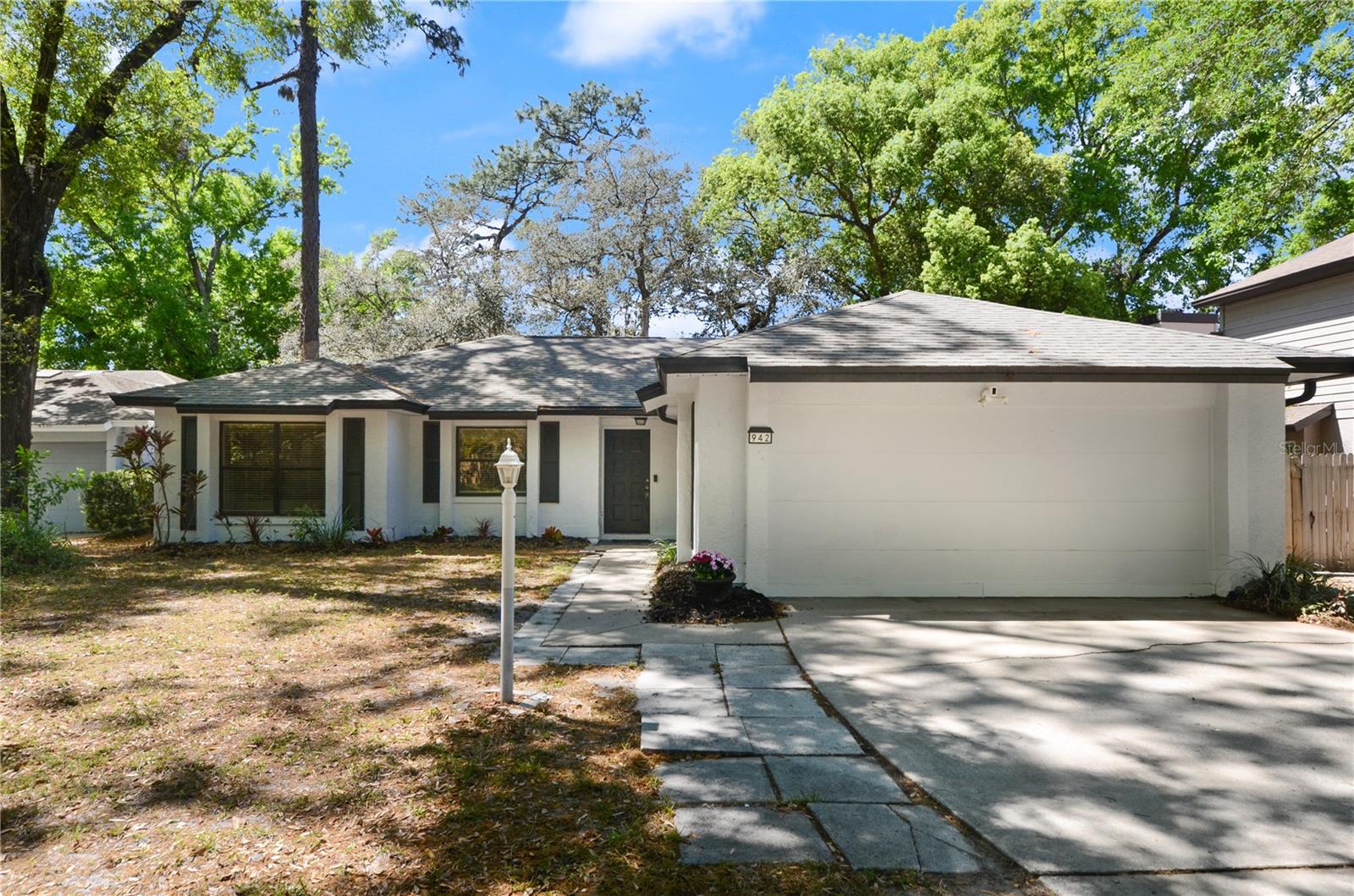 942 Cinnamon Ct Property Photo