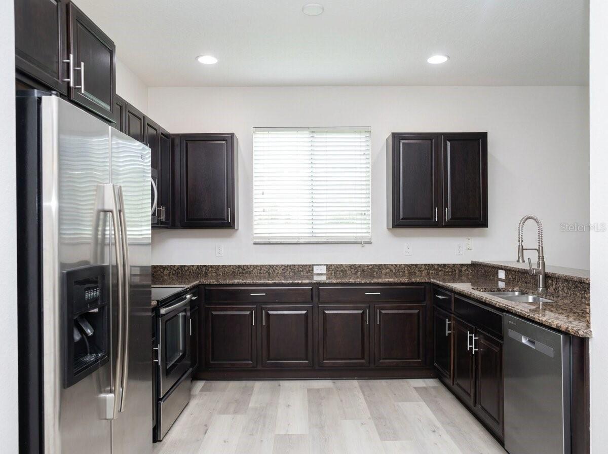 11926 Verrazano Dr Property Photo 2