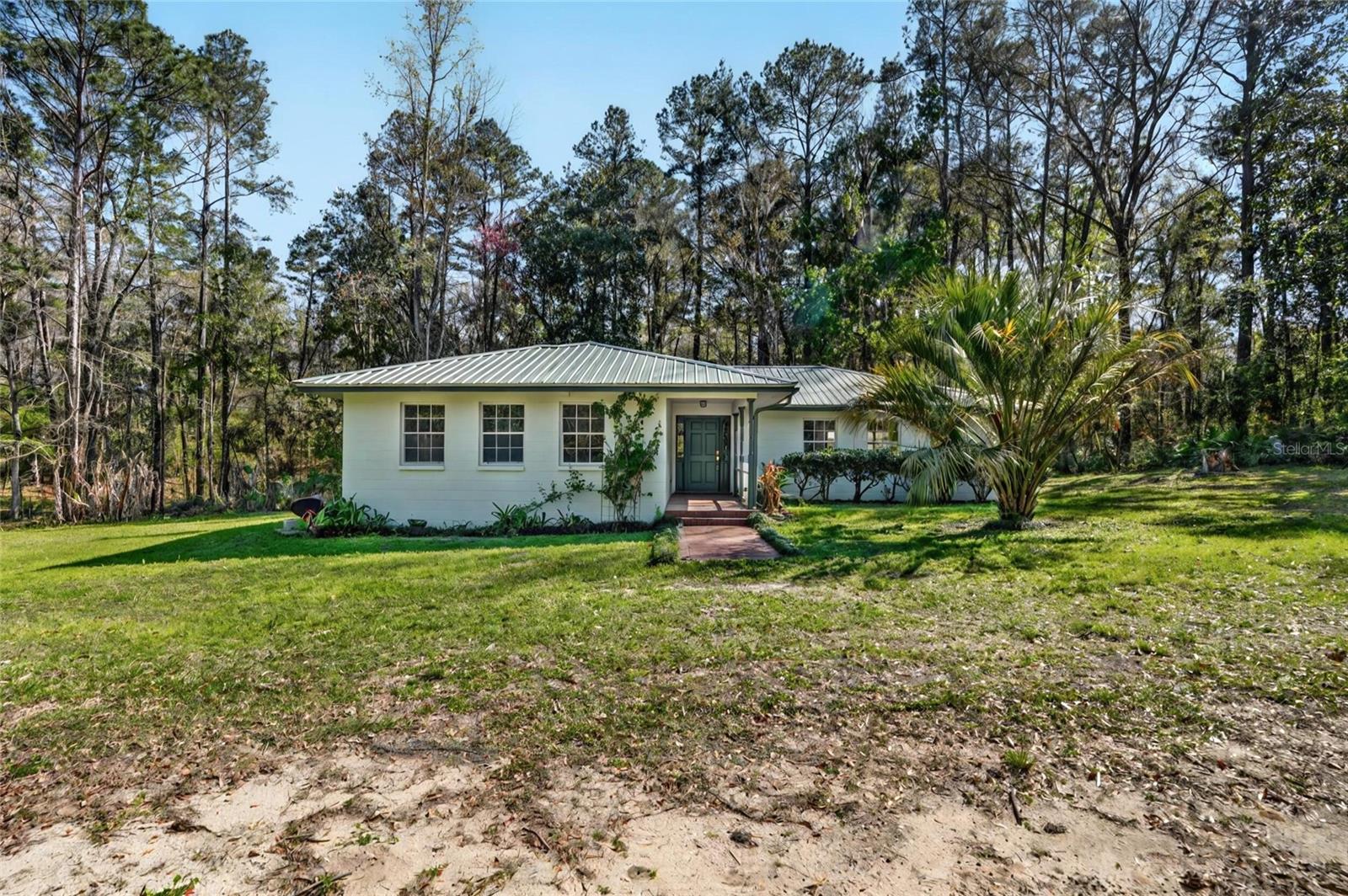 11621 Nw County Road 236 Property Photo