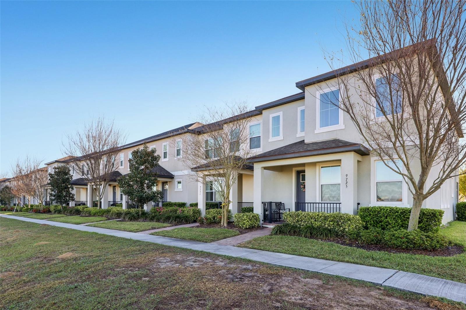 9743 Amber Chestnut Way Property Photo