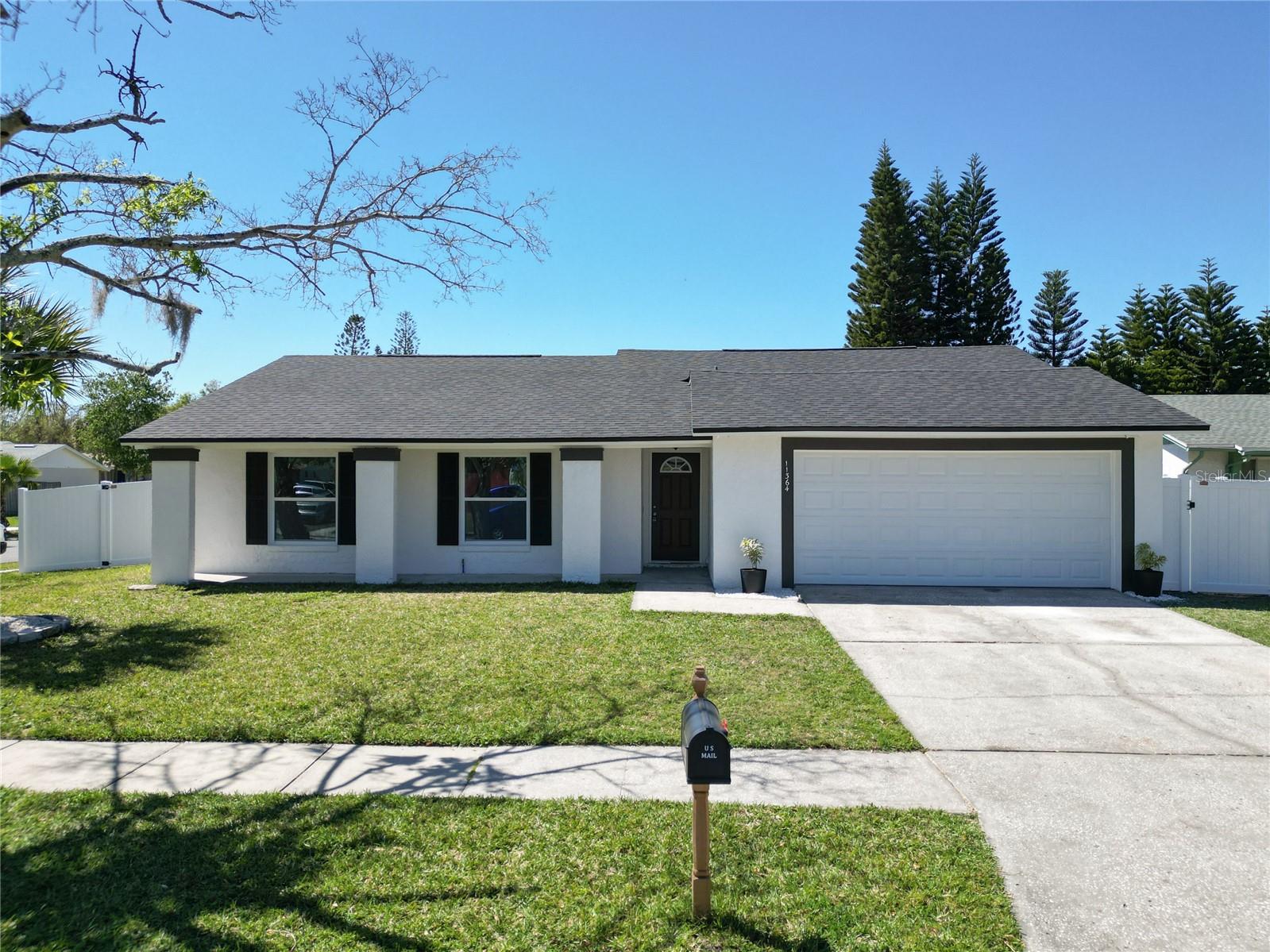 11364 Cardiff Dr Property Photo