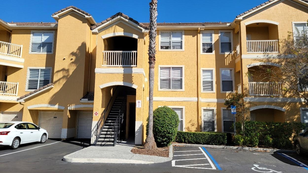 8842 Villa View Cir #208 Property Photo