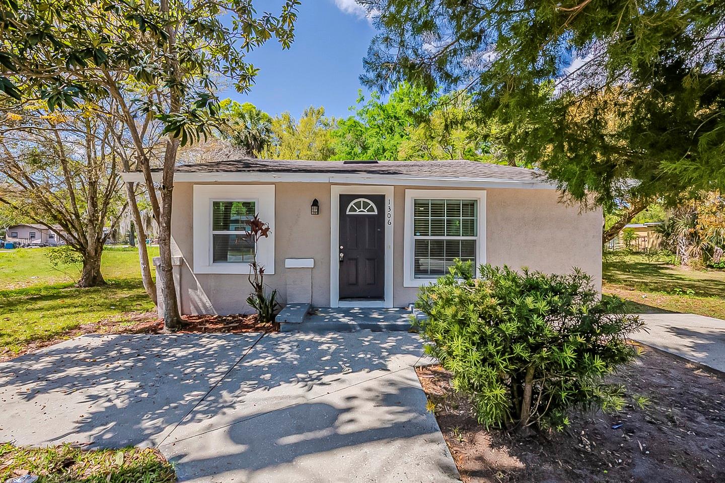 1306 Shepherd Ave Property Photo