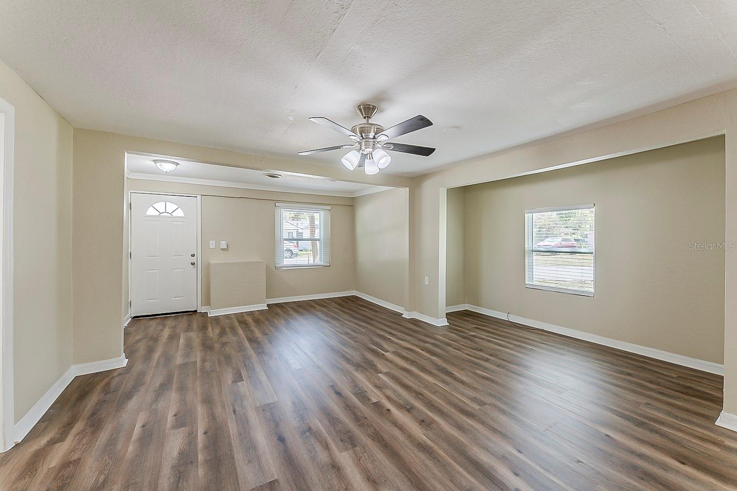 1306 Shepherd Ave Property Photo 16