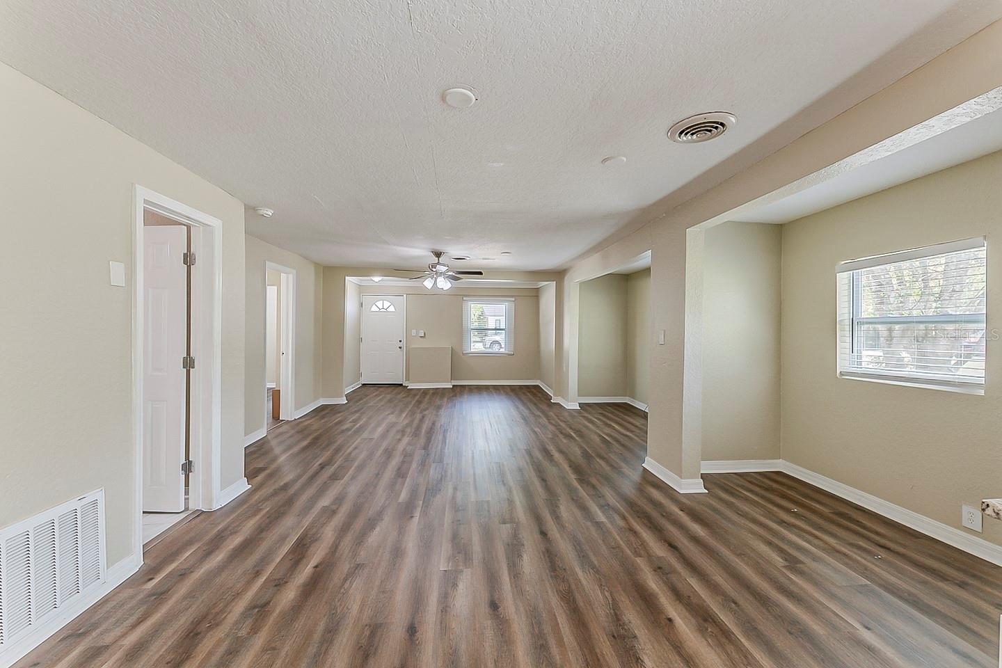 1306 Shepherd Ave Property Photo 17