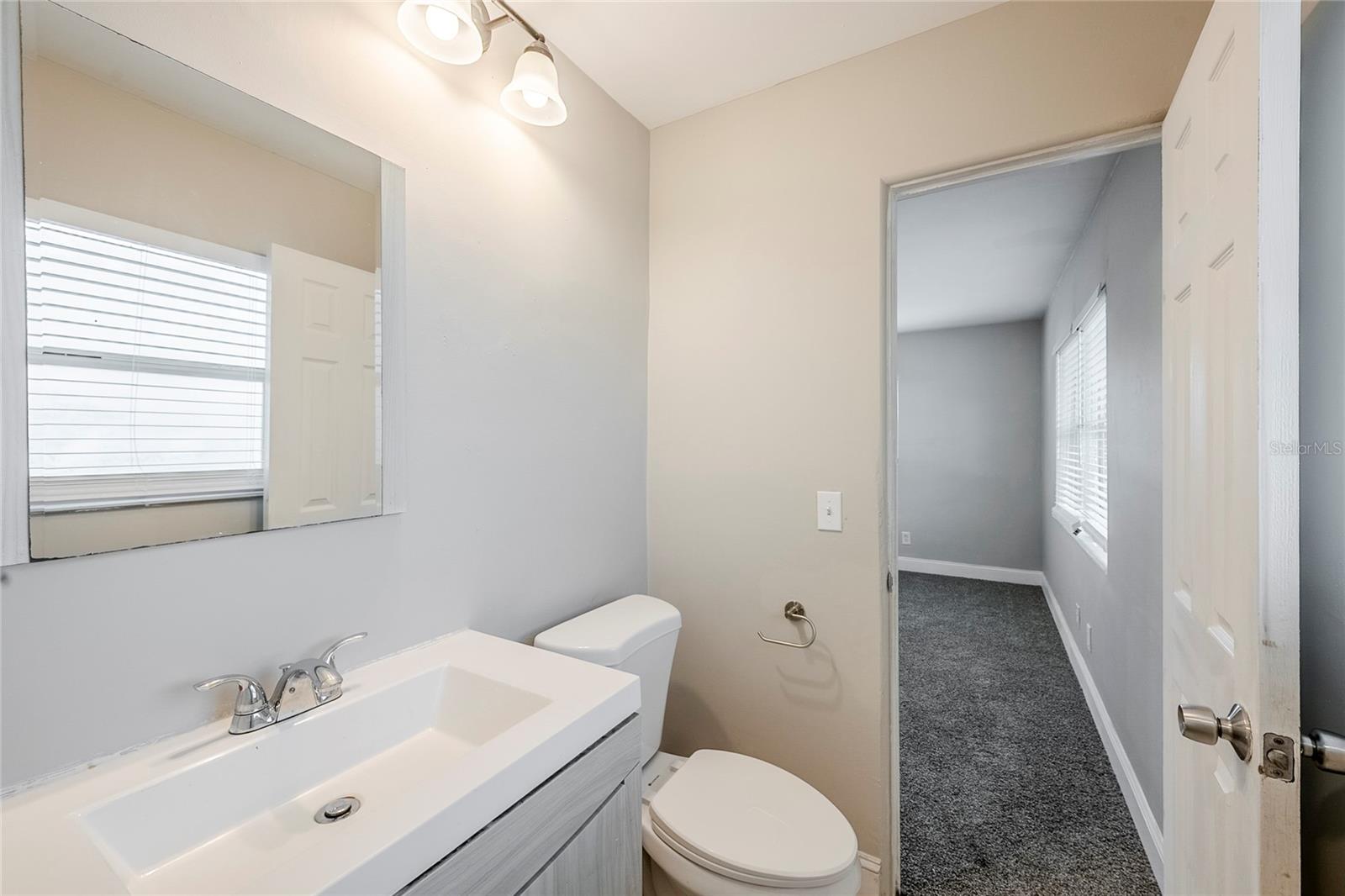 5210 Grandview Dr Property Photo 21