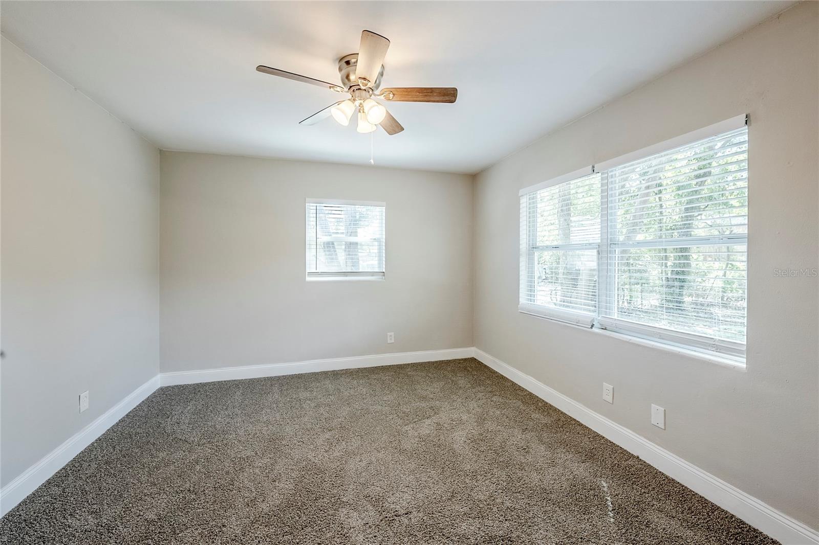5210 Grandview Dr Property Photo 23