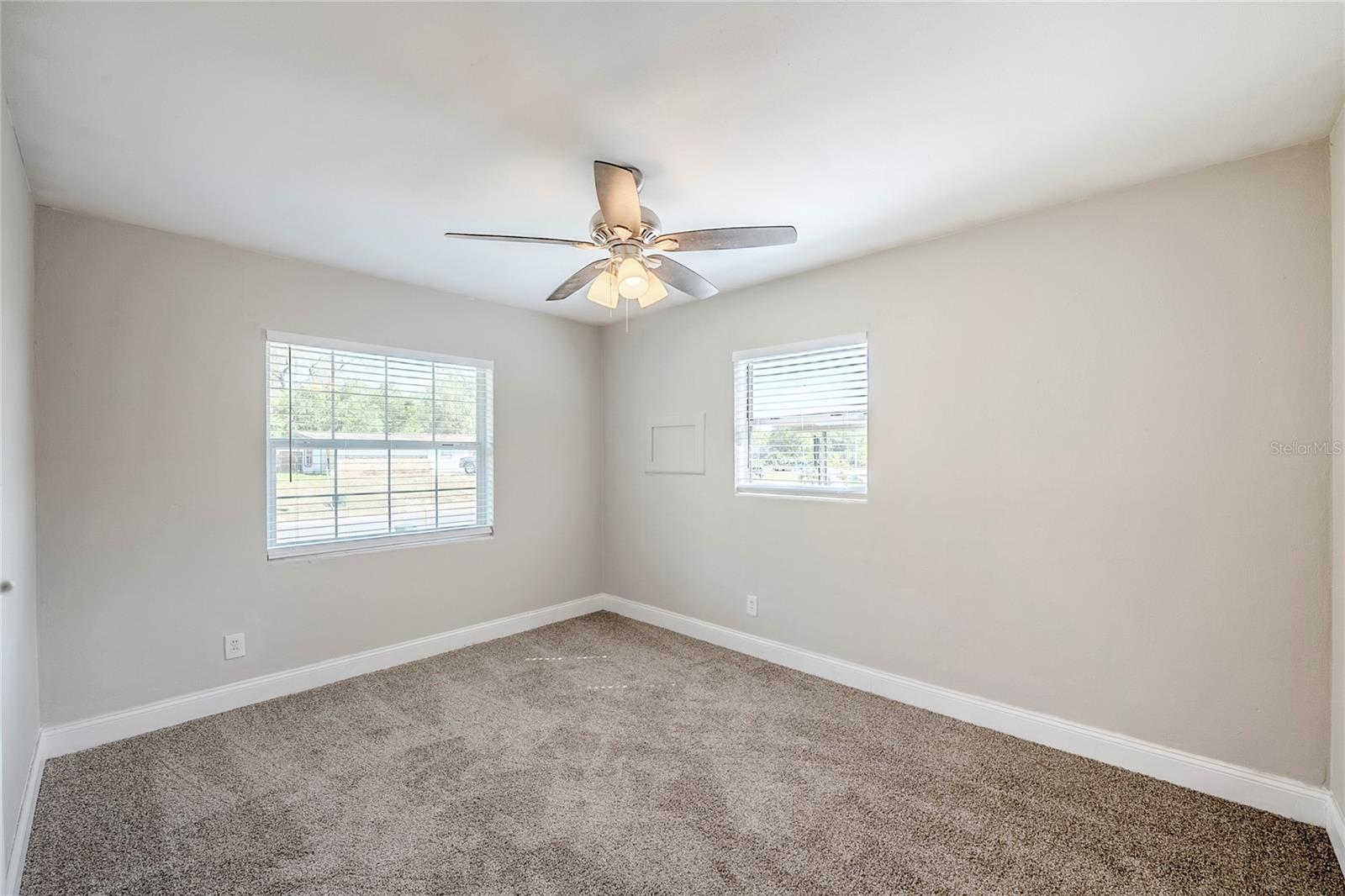 5210 Grandview Dr Property Photo 26