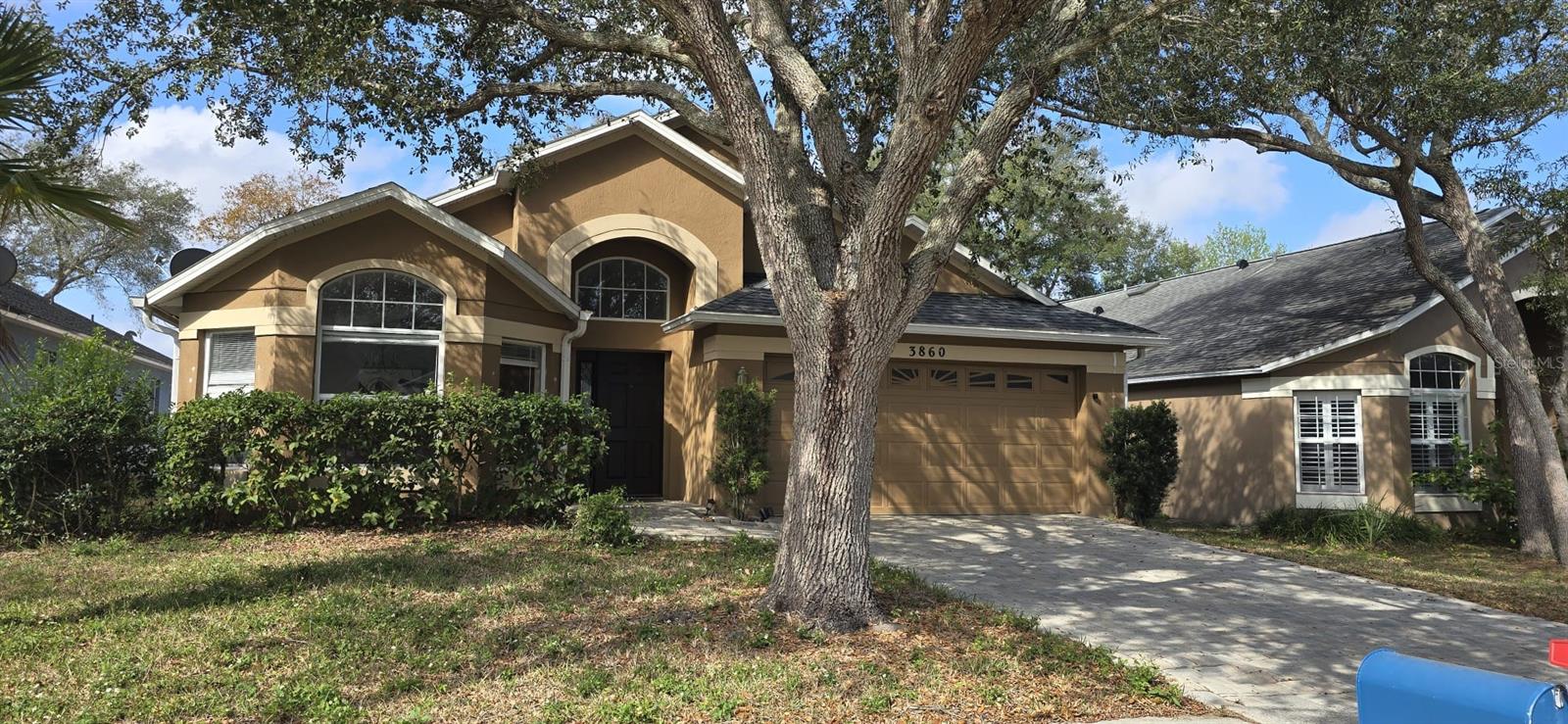 3860 Heritage Oaks Ct Ct Property Photo