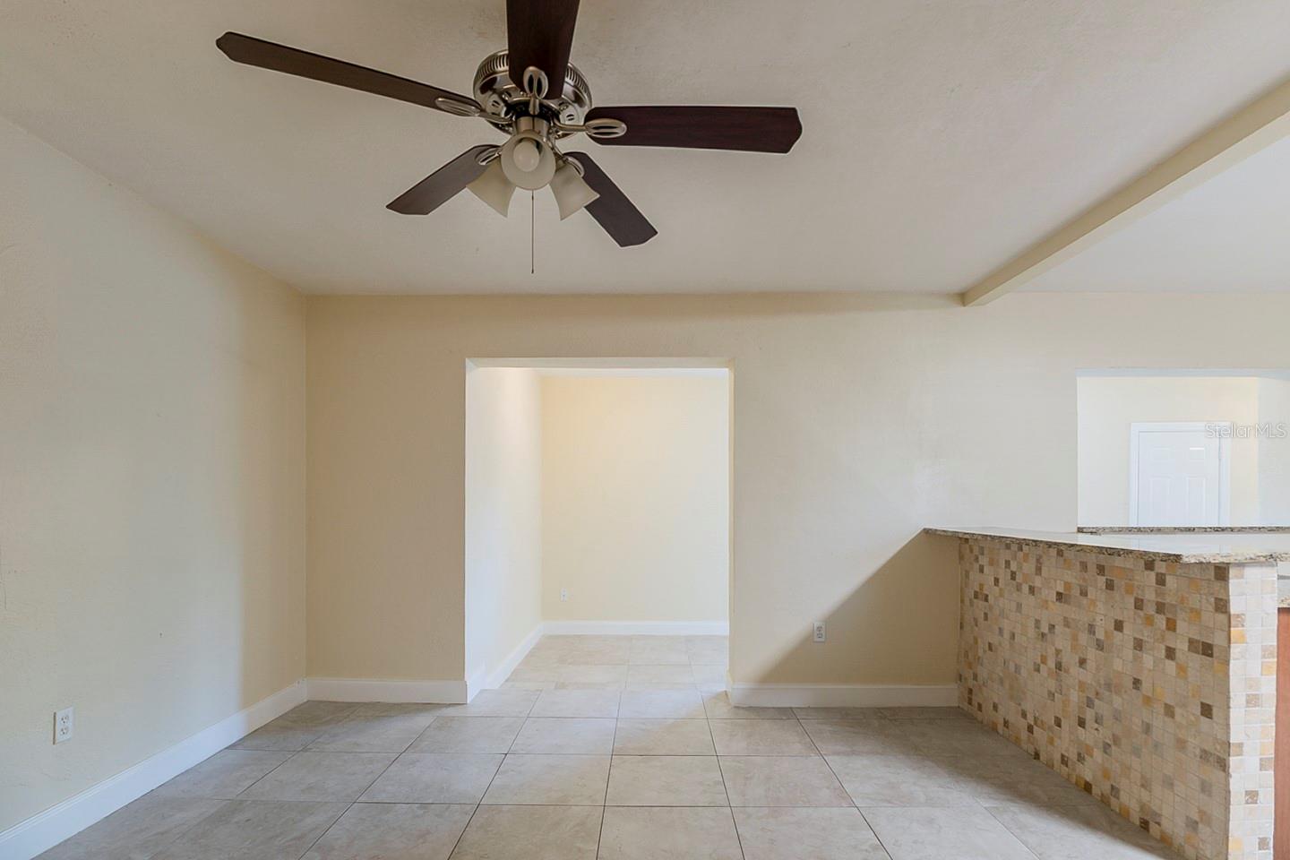 4320 Meadowbrook Ave Property Photo 8